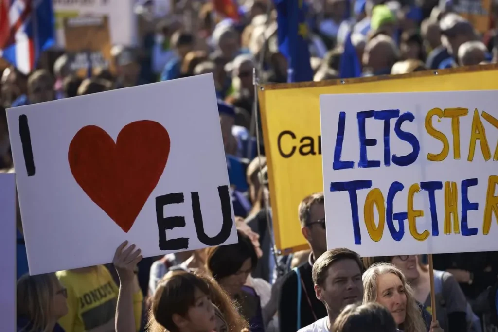Quiz > Logotipos & slogans europeus